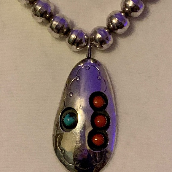 SOLD!! Vintage Navajo Sterling necklace with Stones by Jack Tom - Picture 4 of 4